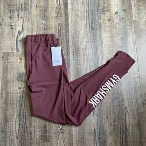 Gymshark core leggings (NWT)